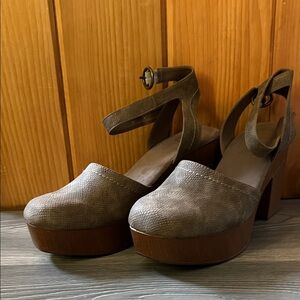 Women's Brown Platform Heels